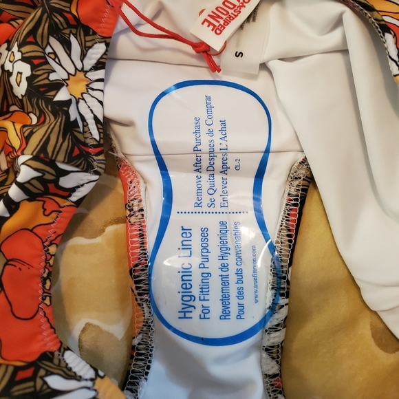 Re/done X Solid and Striped Woodstock High Waisted swim bottoms - Picture 7 of 7